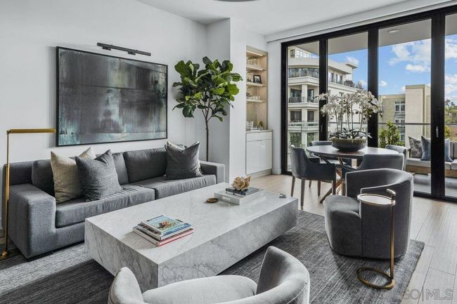 UNIT-502 - 2604 5 Th Ave, Condo with 2 bedrooms, 2 bathrooms and 2 parking in San Diego CA | Image 4