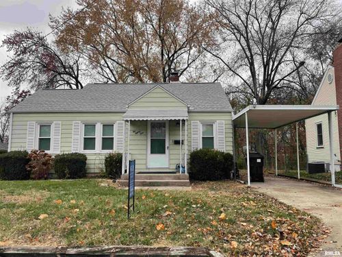 281 S Thorncrest Ave, Creve Coeur, IL, 61610-3965 | Card Image