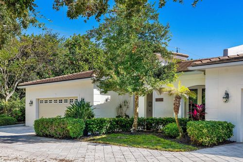 8455 Bay Leaf Lane, Indian River Shores, FL, 32963 | Card Image