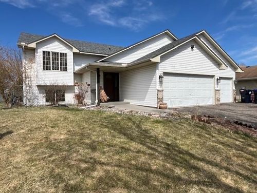 4765 Park Dr, Monticello, MN, 55362-8577 | Card Image