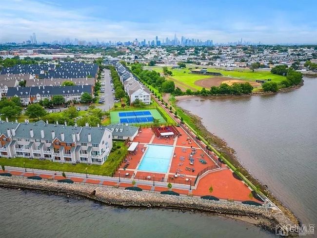 5 Cherry St, Condo with 2 bedrooms, 2 bathrooms and null parking in Jersey City NJ | Image 14
