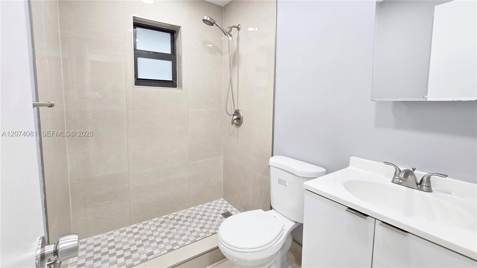 Residential Lease in Hialeah 4