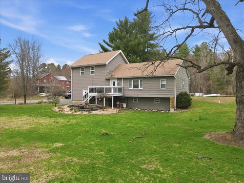 1544 County Park Road, GILBERT, PA, 18331 | Card Image