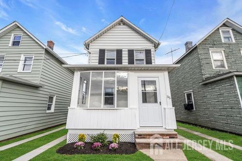 35 Willett Ln, South River, NJ, 08882-1658 | Card Image