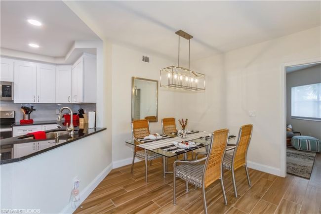E-201 - 2671 Citrus Lake Dr, Condo with 3 bedrooms, 2 bathrooms and 1 parking in NAPLES FL | Image 14