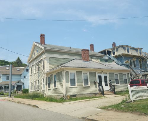 293 Central Ave, Norwich, CT, 06360-3858 | Card Image