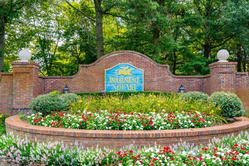 6-29 Copley Ct, Freehold, NJ, 07728-5143 | Card Image
