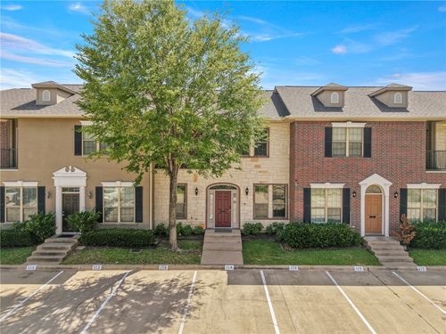 114 Forest Dr, College Station, TX, 77840-2329 | Card Image