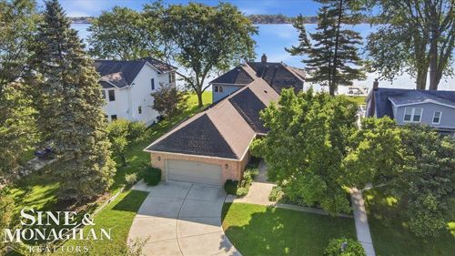 6901 S River Road, Cottrellville Township, MI, 48039 | Card Image