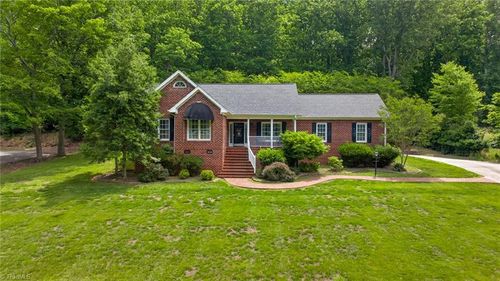 1494 W Lake Dr, Asheboro, NC, 27205-2549 | Card Image
