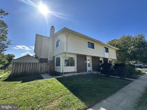 18605 Turmeric Ct, GERMANTOWN, MD, 20874-2022 | Card Image