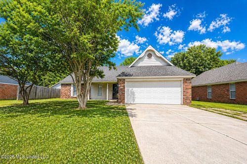 6411 Kristen Dr, Olive Branch, MS, 38654-3367 | Card Image
