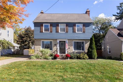 2783 Hampton Rd, Rocky River, OH, 44116-2548 | Card Image