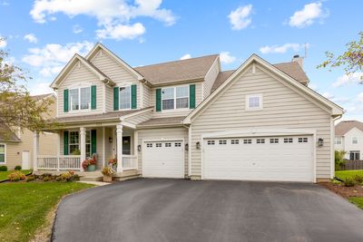 324 Cassidy Lane, House other with 4 bedrooms, 2 bathrooms and 3 parking in Elgin IL | Image 1