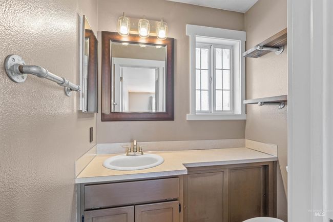 Bathroom with vanity | Image 22
