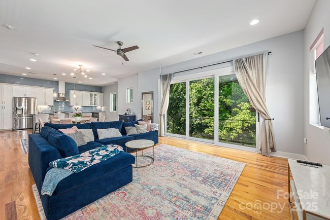Main level family room | Image 8