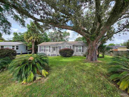122 Se Gilliland Rd, Pensacola, FL, 32507-3179 | Card Image