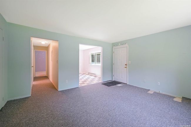 APT-31 - 40 W 4 Th St, Home with 1 bedrooms, 1 bathrooms and 1 parking in Patchogue NY | Image 4