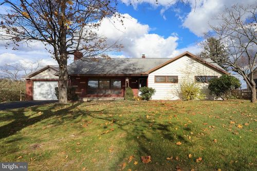 1457 Curtin St, STATE COLLEGE, PA, 16803-3020 | Card Image