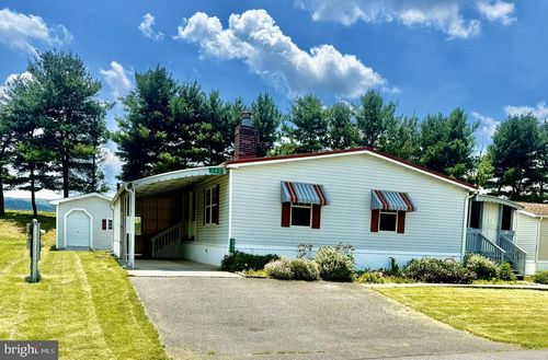 242 Waverly Ct, FAYETTEVILLE, PA, 17222-1202 | Card Image