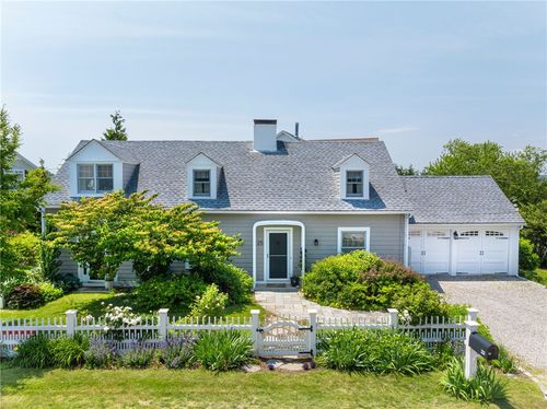 25 Leonard Bodwell Road, Narragansett, RI, 02882 | Card Image