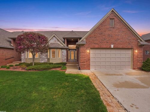 6181 Pond Dr, Washington Township, MI, 48094-1324 | Card Image