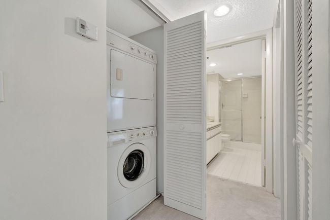 APT-1005 - 7509 Glendevon Ln, Condo with 2 bedrooms, 2 bathrooms and null parking in Delray Beach FL | Image 38