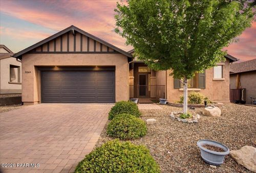 3269 Cliff Edge Dr, Prescott, AZ, 86301-8456 | Card Image