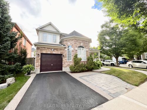 1392 Hill St, Milton, ON, L9T6M6 | Card Image
