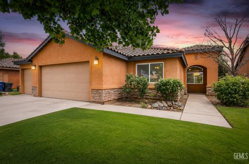 9514 Midnight Creek Way, Bakersfield, CA, 93311-4509 | Card Image