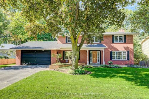 1493 Birchwood Dr, Mississauga, ON, L5J1T3 | Card Image