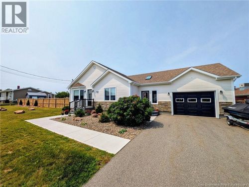 259 Rue Savard, Caraquet, NB, E1W1A4 | Card Image