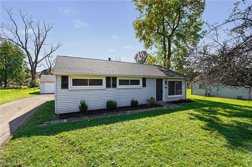 1616 Glenwood Drive, Twinsburg, OH, 44087 | Card Image