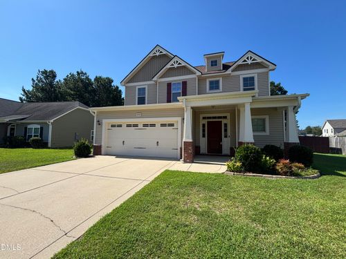 438 Roanoke Dr, Raeford, NC, 28376-8926 | Card Image