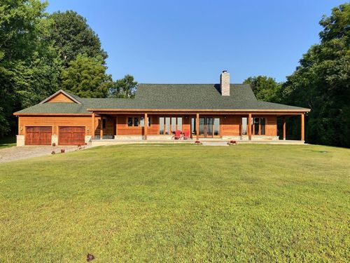 1099 E Shore Rd, Isle La Motte, VT, 05463-9764 | Card Image