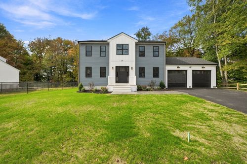 82 Sherrick Ave., Holbrook, MA, 02343 | Card Image