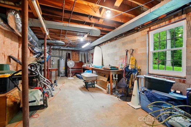 2025 Sagamore Rd, House other with 4 bedrooms, 3 bathrooms and null parking in Charlotte NC | Image 39