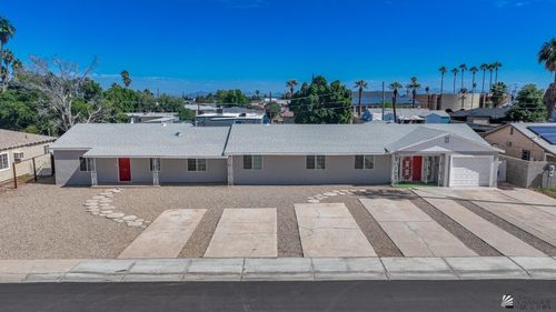 1525 S 9th Ave, Yuma, AZ, 85364-4565 | Card Image
