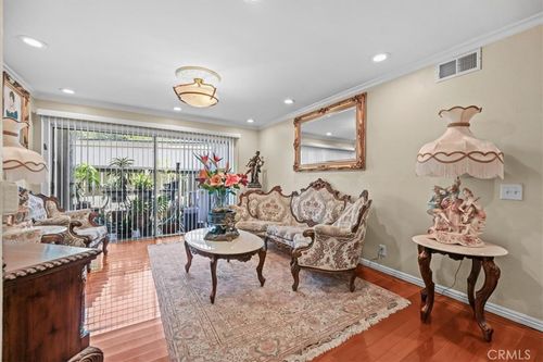 l-2350 S Diamond Bar Blvd, Diamond Bar, CA, 91765-3172 | Card Image