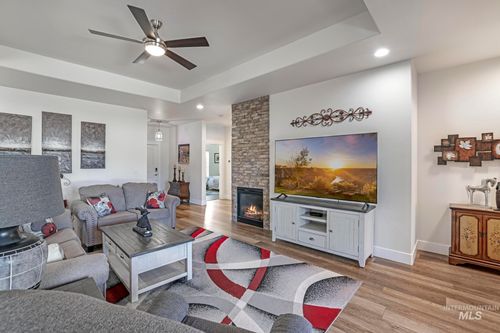 392 Arrowhead Path, Twin Falls, ID, 83301-6092 | Card Image