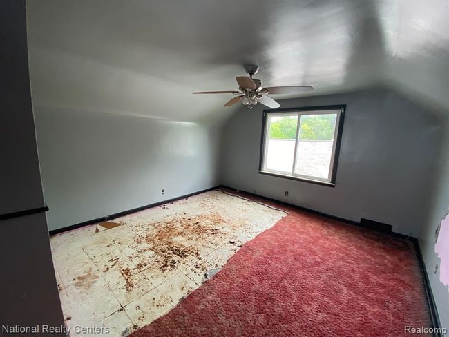 9099 Stout Street, House other with 3 bedrooms, 1 bathrooms and null parking in Detroit MI | Image 11