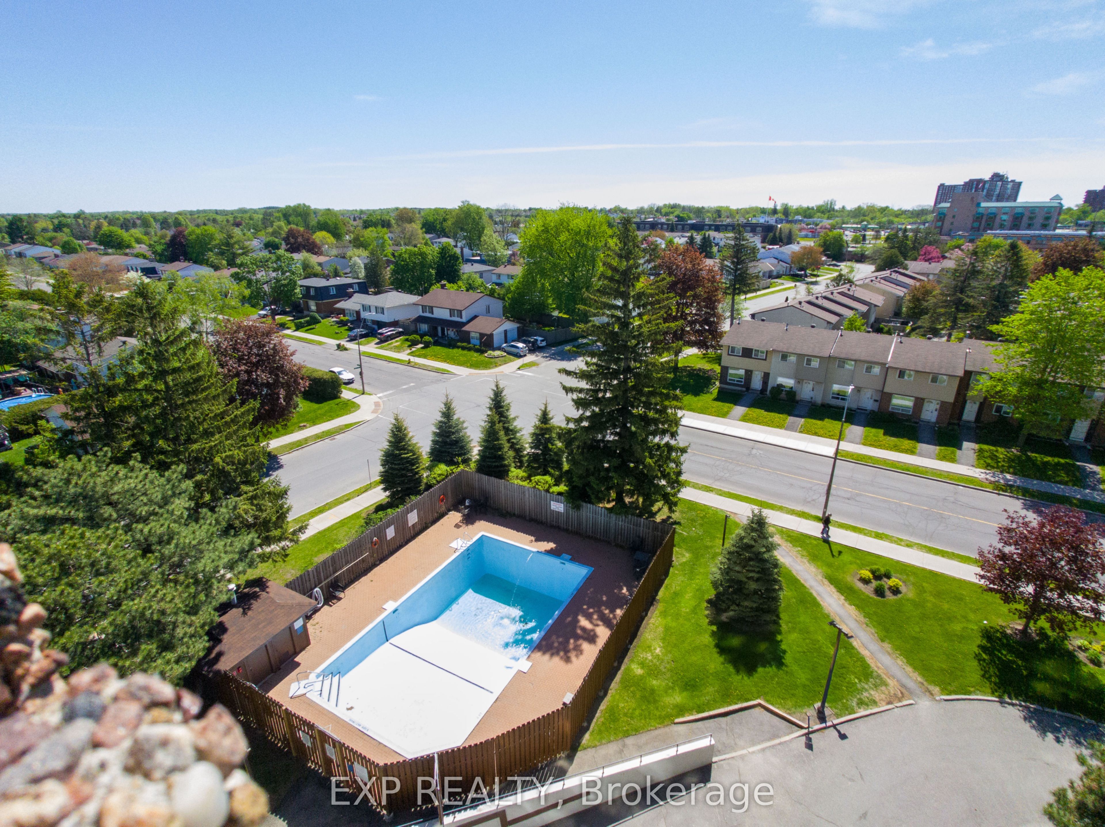 Residential in Hunt Club - South Keys and Area 3