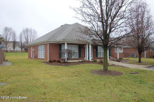 828 Garden Pointe Dr, Simpsonville, KY, 40067-5431 | Card Image