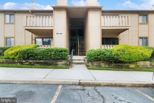 2103 Woodhollow Dr, MARLTON, NJ, 08053-1052 | Card Image