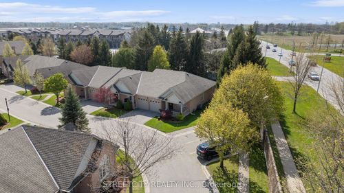 211-2025 Meadowgate Blvd, London, ON, N6M1K9 | Card Image