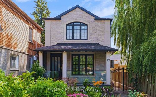 19 Kenora Cres, York, ON, M6M1C5 | Card Image