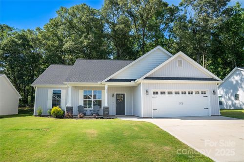 111 W Caylee Way, Chesnee, SC, 29323-1566 | Card Image