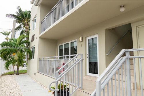 2-625 77th St, Miami Beach, FL, 33141-2225 | Card Image