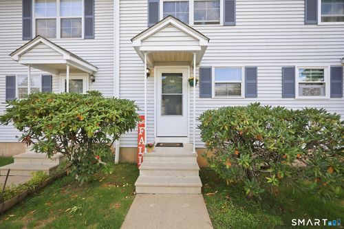 11a-30 New Hampshire Dr, New Britain, CT, 06052-1172 | Card Image