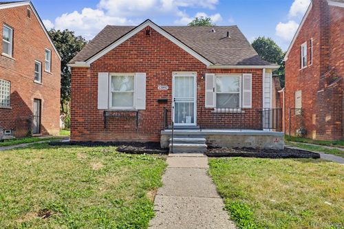 13892 Bringard Dr, Detroit, MI, 48205-1238 | Card Image